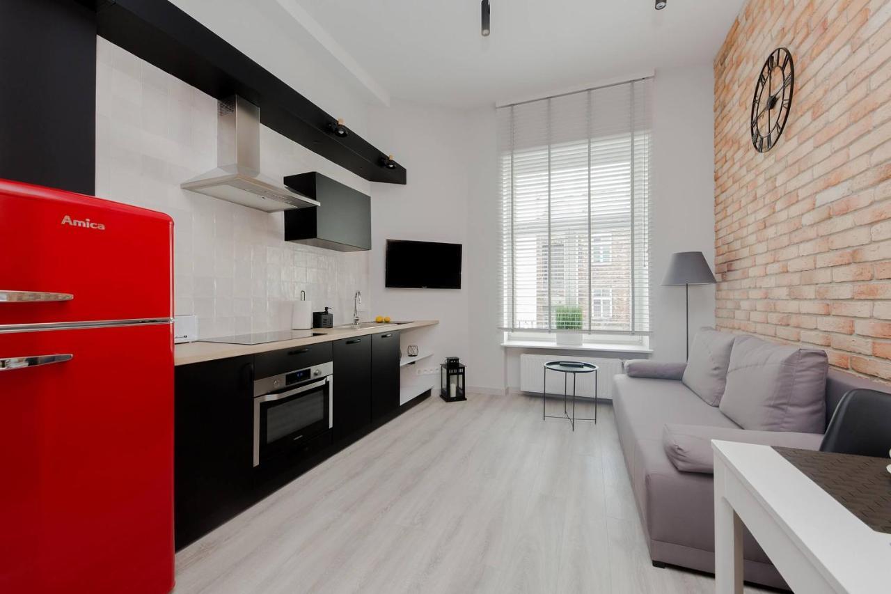 4 Eco Apart Chateau Jagiellonska 22 Warszawa Old Town Exterior photo